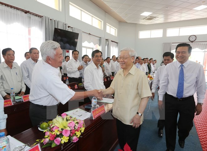 Генсек ЦК КПВ: экономическое развитие является ключевой задачей провинции Лонган  - ảnh 1